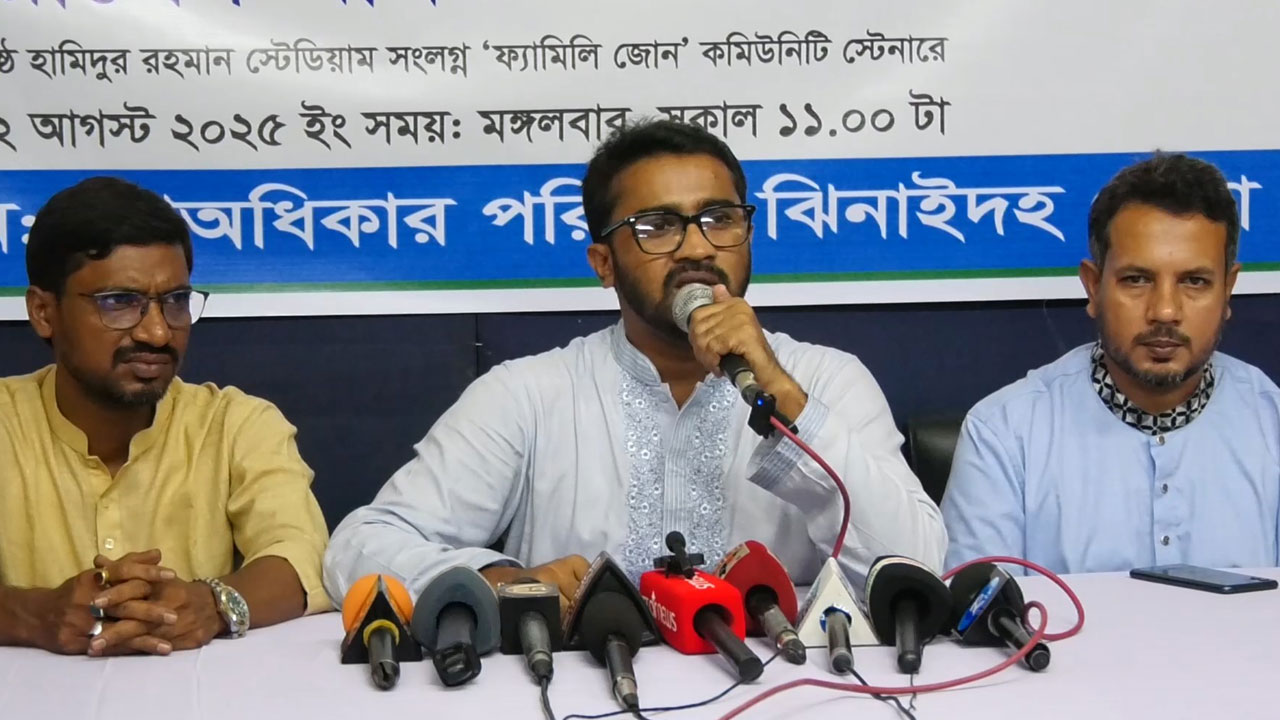 ড. ইউনূসের সরকার হাসিনার পরামর্শে চলছে: রাশেদ খাঁন